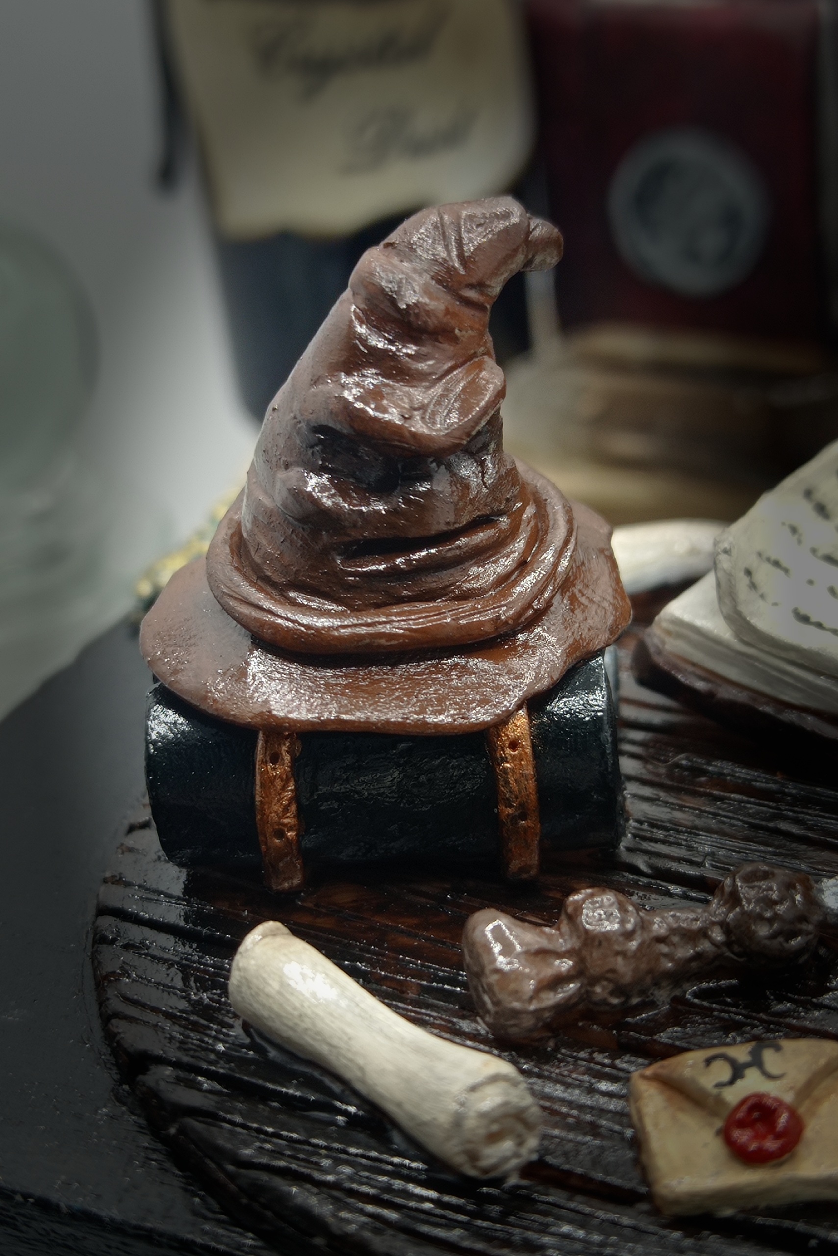 Boite en bois avec Sculpture miniature du bureau de Dumbledore - Création par Fantasy Corner – Image 6