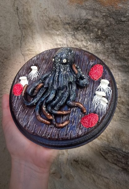 Décoration murale sculpture pieuvre sur plaque en bois – Image 3