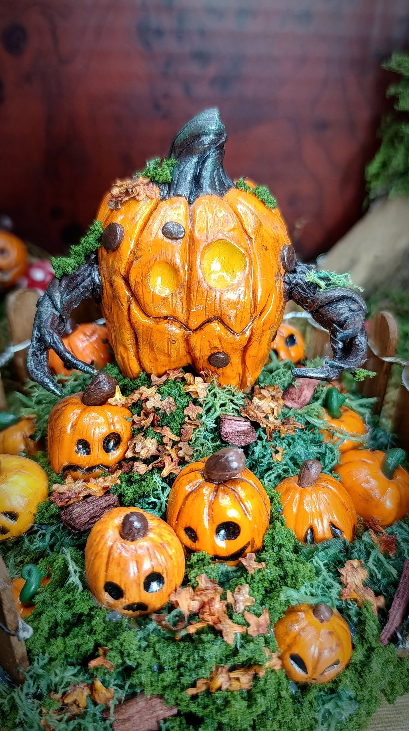 Diorama Jack-o'-Lantern Halloween — Décoration Artisanale Citrouille Fait Main – Image 4
