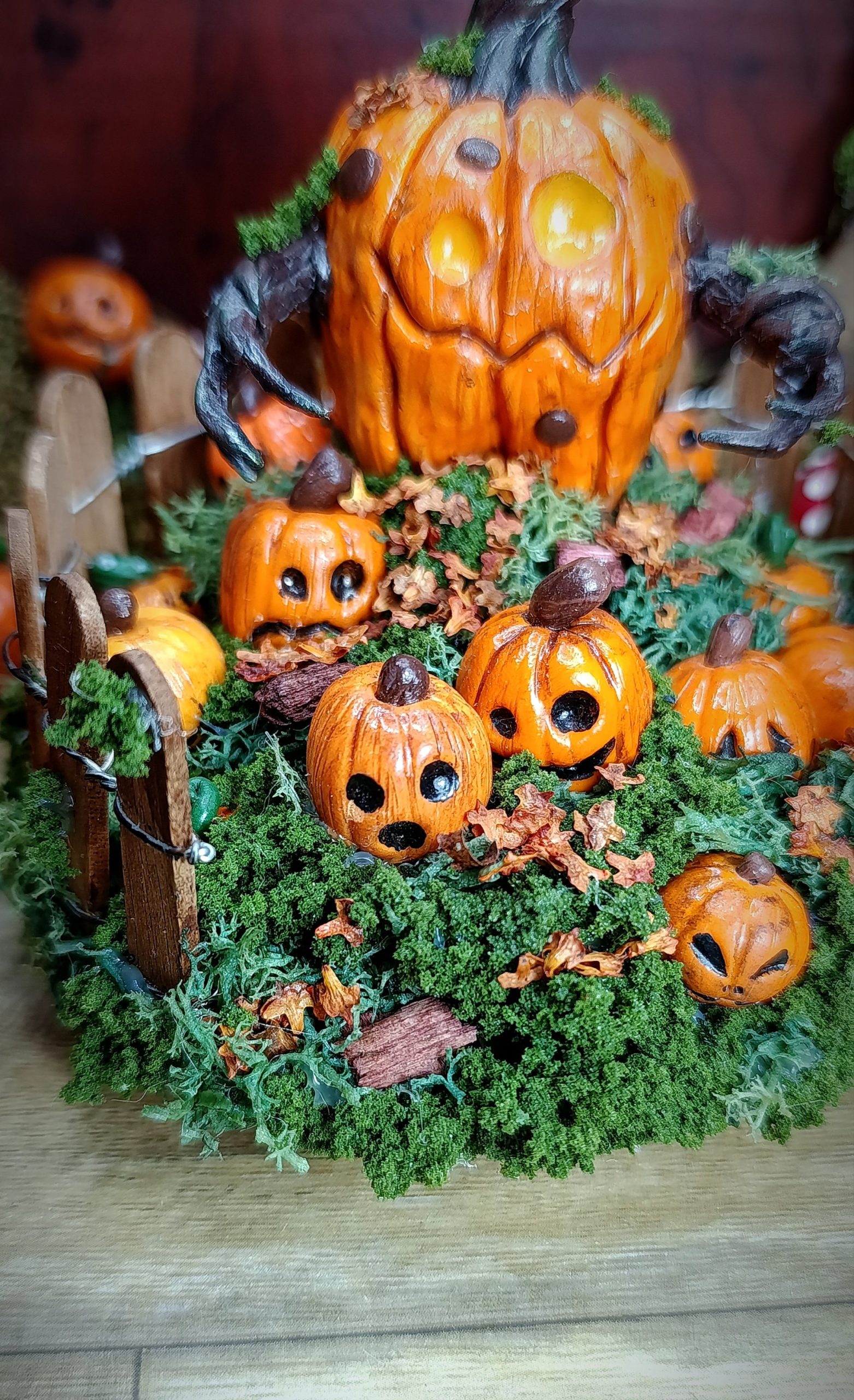 Diorama Jack-o'-Lantern Halloween — Décoration Artisanale Citrouille Fait Main – Image 2