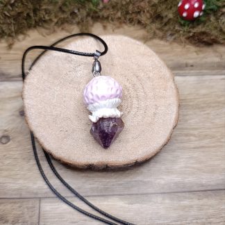 Collier pendentif champignon sur pointe d'améthyste brute - fait main