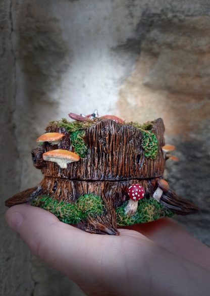 Boite en bois avec sculpture renard - Création par Fantasy Corner – Image 4
