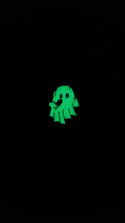 Broderie sous cadre fantôme d'automne phosphorescent – Image 4