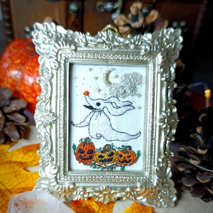 Broderie d’Halloween inspirée de l’Étrange Noël de Mr Jack