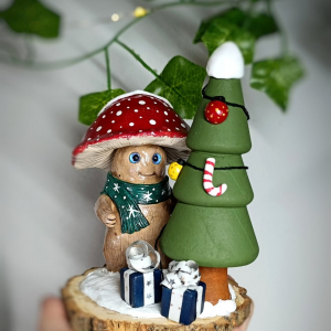 Sculpture Champignon « Bootygnon de Noël »