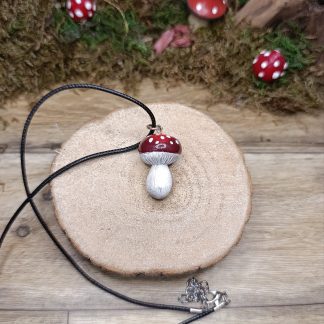 Collier champignon fait main