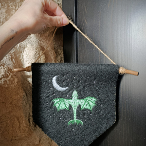 Fanion mural en feutrine Dragon Céleste