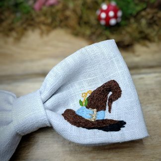 Barrette brodée main – Chapeau de sorcier & fiole magique