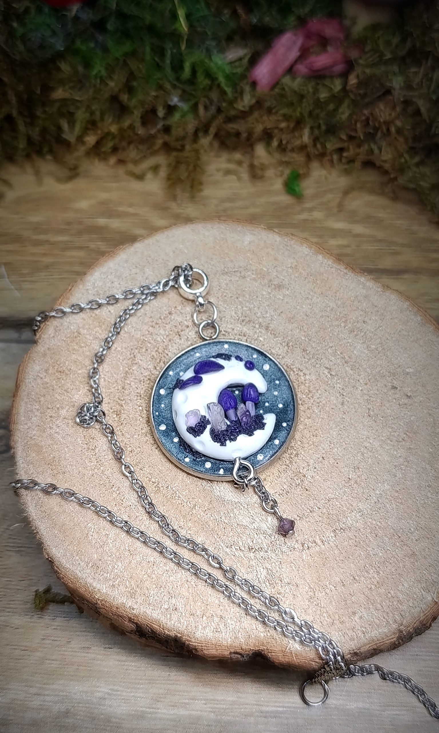 Pendentif clair de lune – champignons violets & cristaux d'améthyste – Image 2
