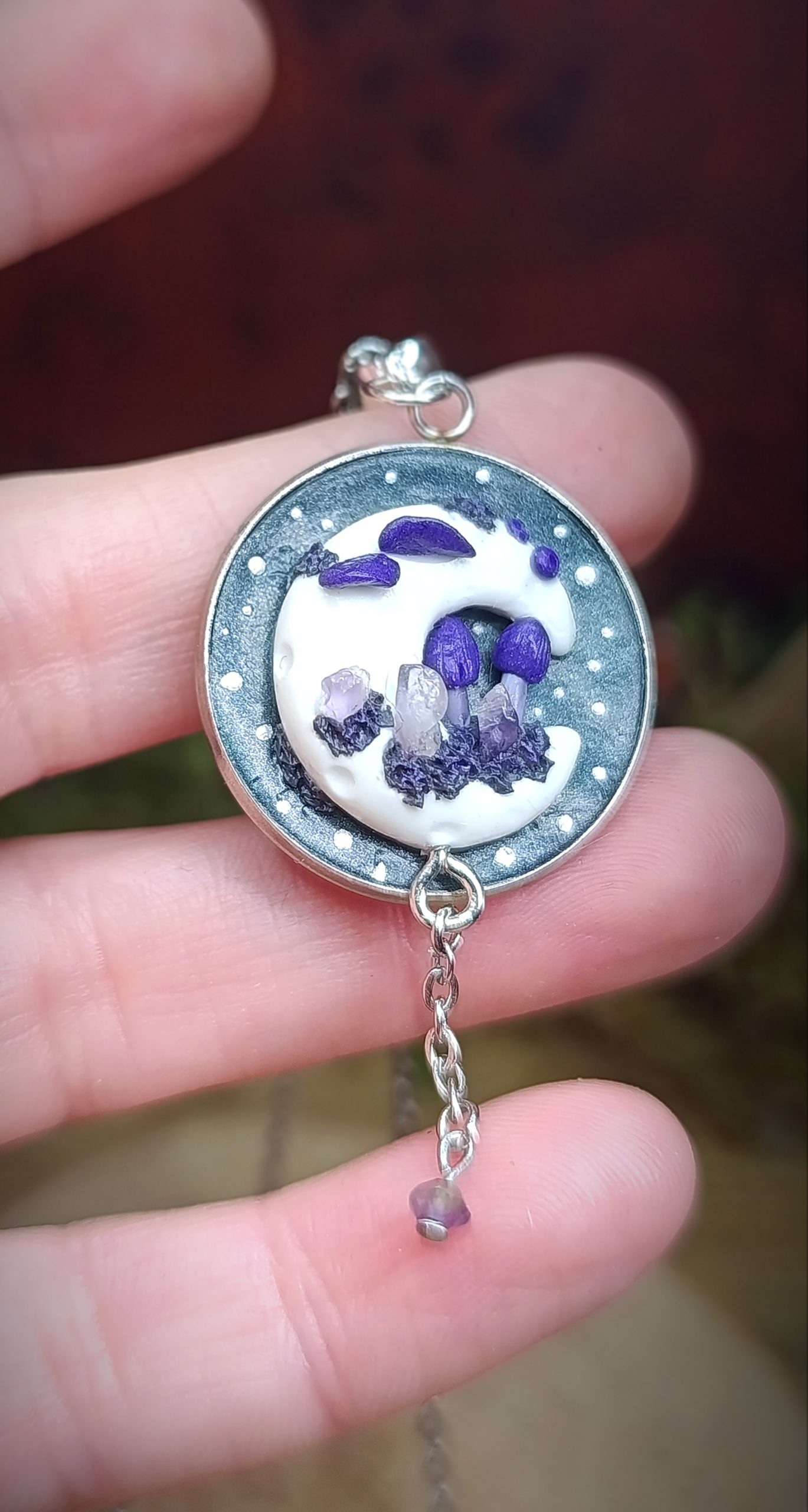 Pendentif clair de lune – champignons violets & cristaux d'améthyste – Image 4