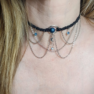Choker micro macramé noir – Druzy Agate Dark Blue et anneau argenté