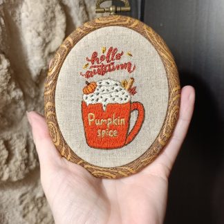 Décoration murale automnale - Broderie Pumpkin spice
