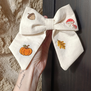 Barrette noeud brodée main – magie de l&rsquo;automne