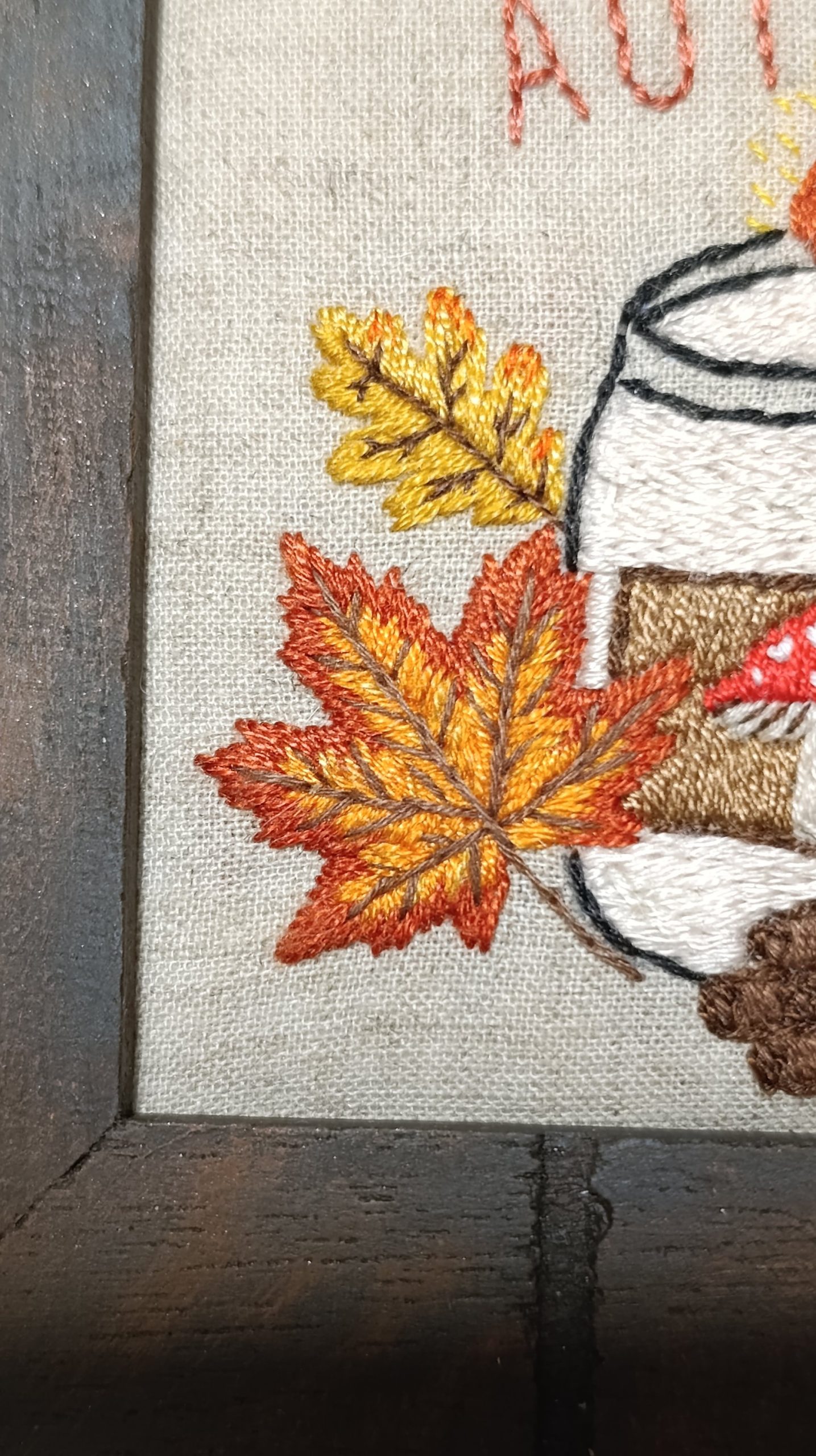 Décoration murale automnale - Broderie Hello automne – Image 4