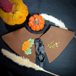 Col brodé main – Broderie La citrouille d&rsquo;automne